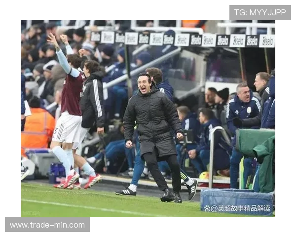 曼联进攻组织混乱问题持续,对英超争冠形势产生制约 曼联进攻组织混乱问题持续,对英超争冠形势产生制约